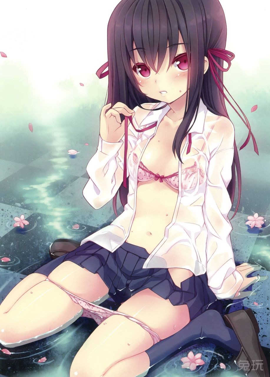 你可能还会喜欢的动漫短裙丝袜美女湿身相关图片和视频