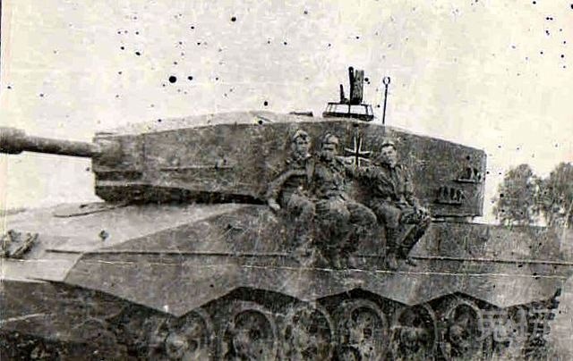 五巴旁证 t-34-leopard和is2 patton