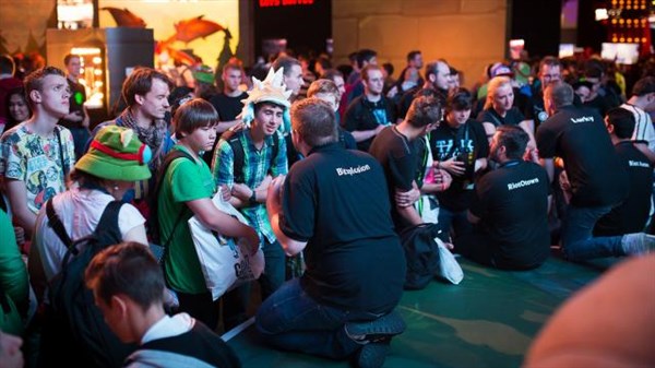 家提问:将提升辅助的团队作用_兔玩英雄联盟移