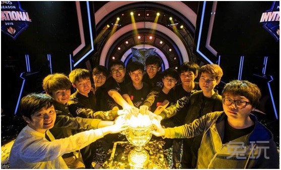 当年万里觅封侯_人均莫话封侯事(3)