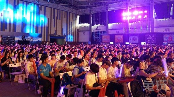 CMEG高峰论坛提要 移动电子竞技跨入新时代