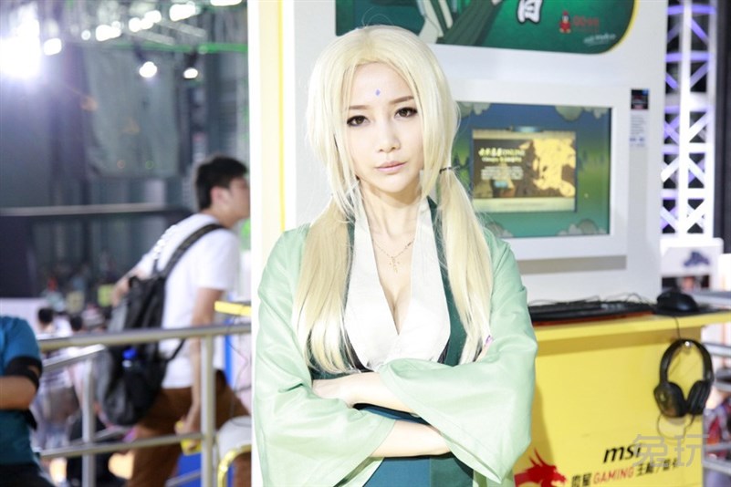 lol美女解说伊芙蕾雅cosplay艾瑞莉娅照曝光(4)( 4/8 )