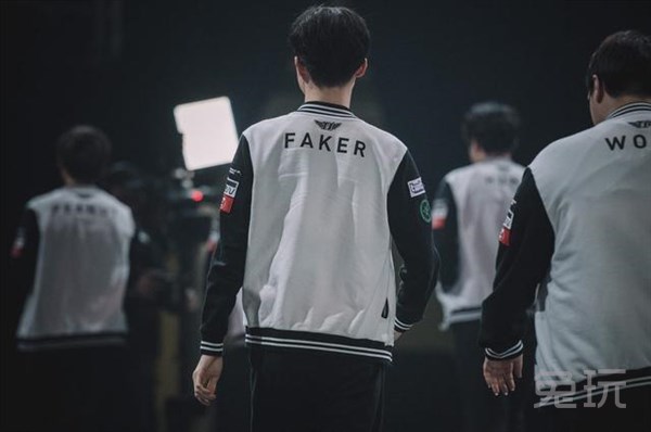 Faker参与联合国捐款 大师段位被网友调侃