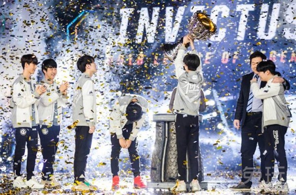 LPL职业联赛六周年同人创作大赛开启!