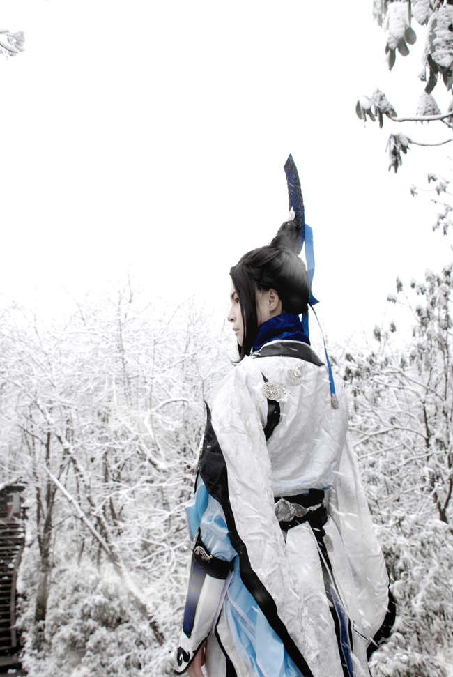 剑网3高清破军道长cos 守月满空照山雪(2)( 2/9 )