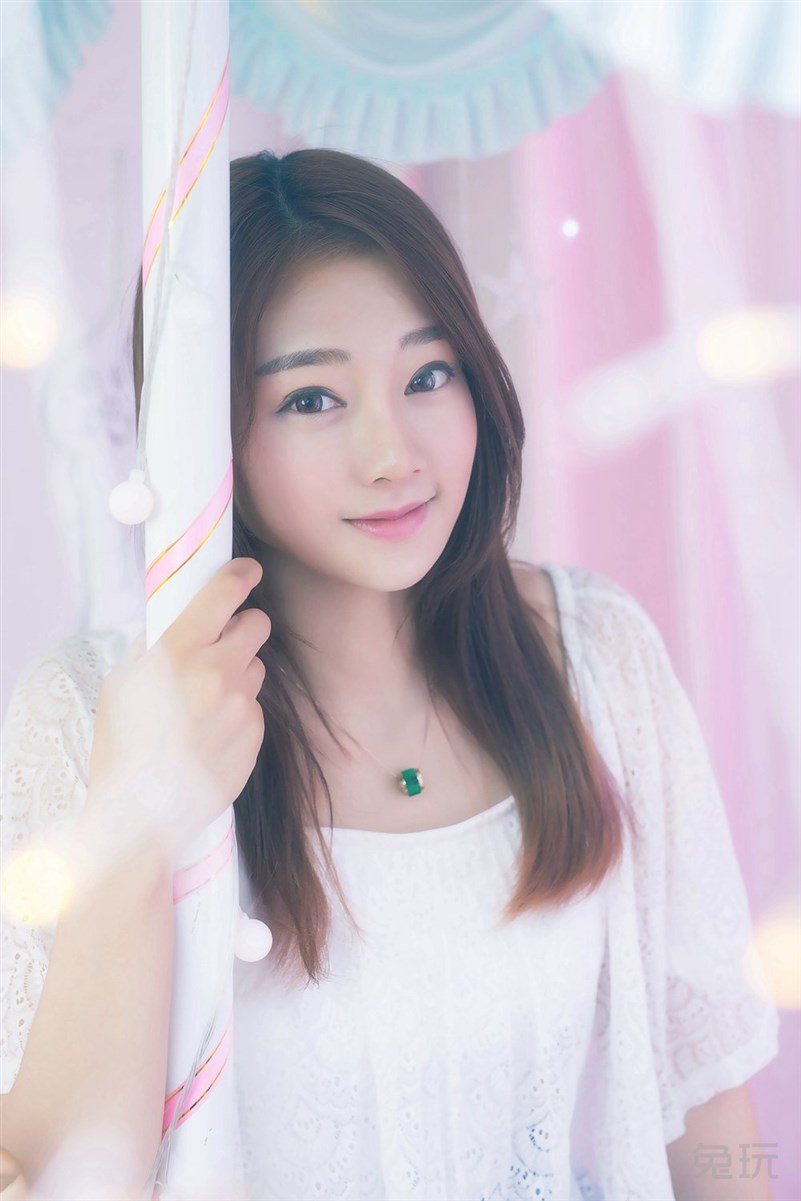 电竞女神第九期:甜心教师辰辰写真照(2)