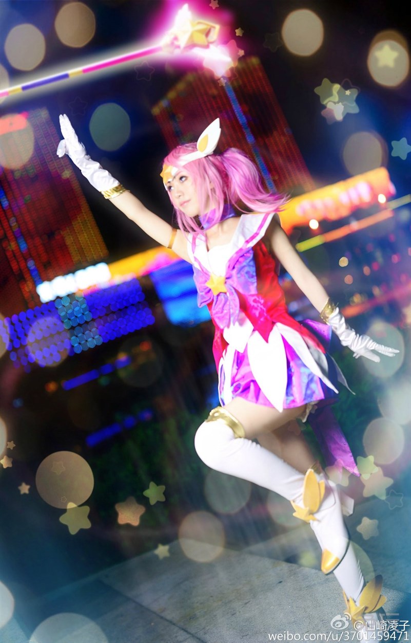 学妹清纯可人 魔法美女少拉克丝cos作品欣赏(9)