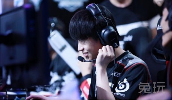 厂长大师局下24杀 网友喊话:还不上场?